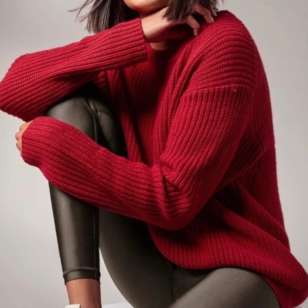 athleta cascades Cocoon crew neck cable knit sweater red wool blend